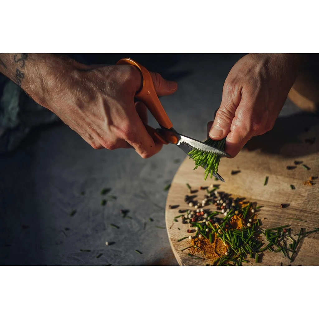 Fiskars Classic Universele Schaar 18 Cm - Image 2