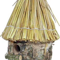 Mezenkast Rond Berken Met Stro Dak